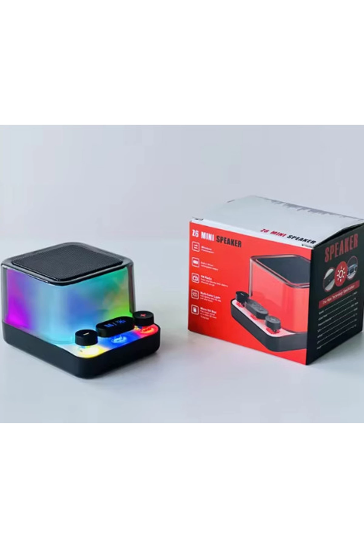 Rgb Işıklı Z6 Mini Ses Bombası Radyolu Usb Sd Girişli Yeni Şeffaf Klavye Tuşlu Hoparlör
