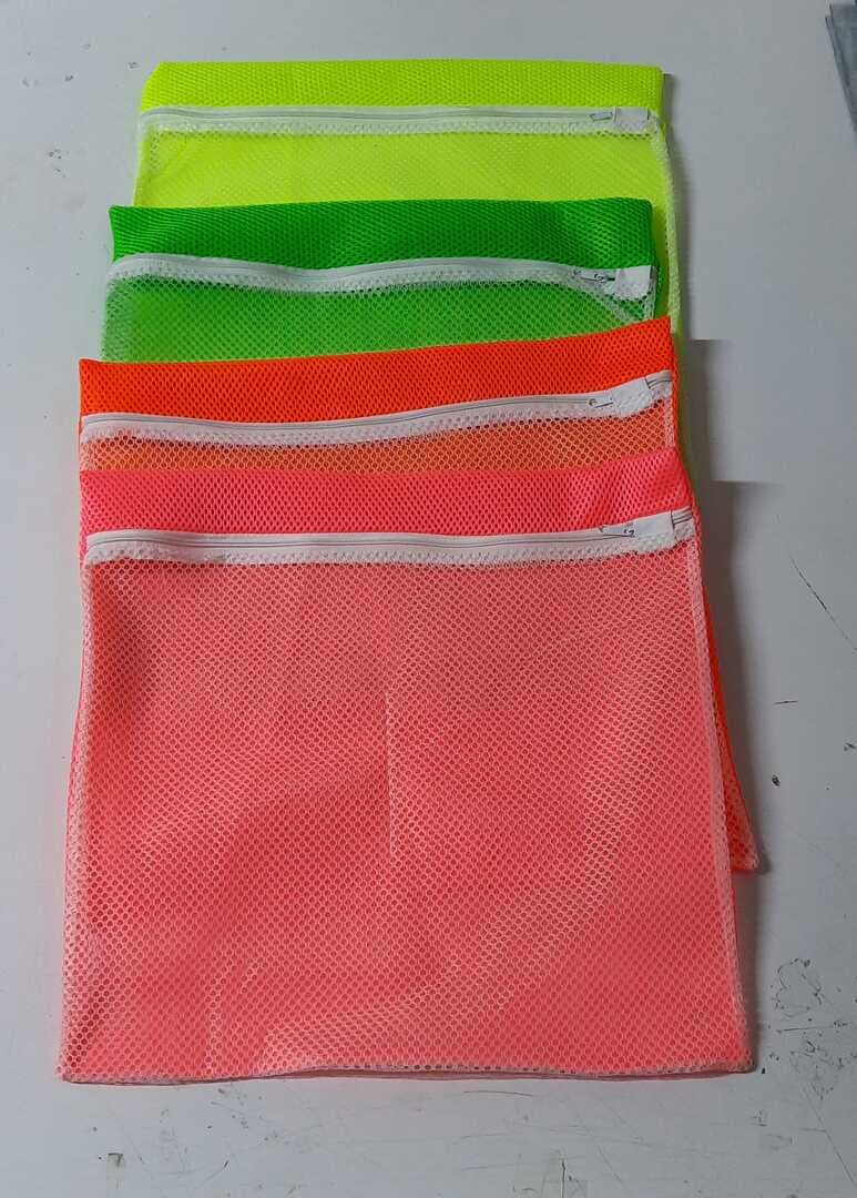 4 Adet 4 Renk  Fermuarlı - Hassas Çamaşır Terlik  Ayakkabı Yıkama Filesi Büyük Boy (477477)