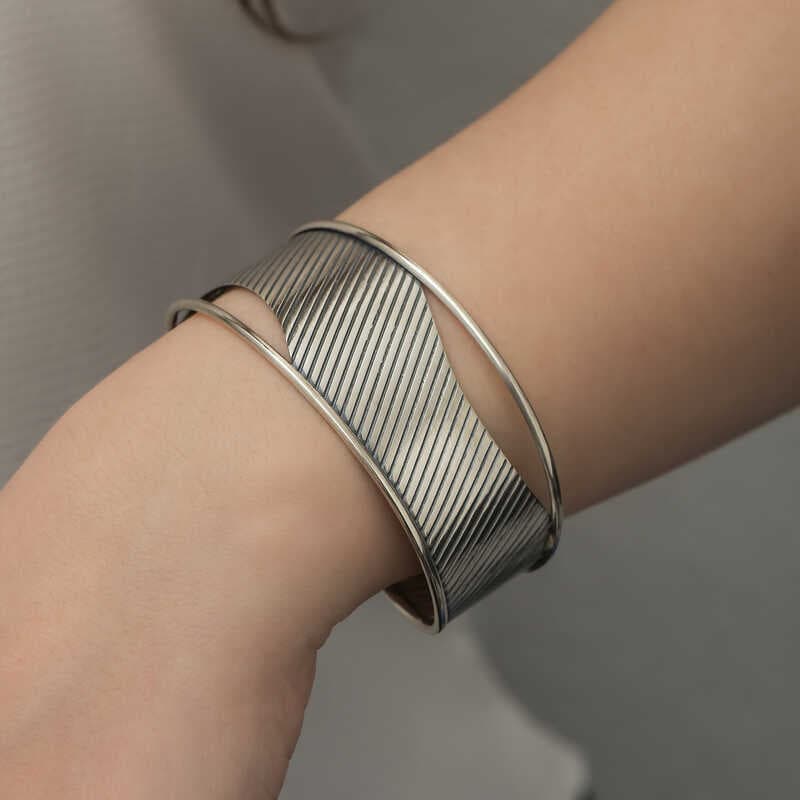 925 Ayar Gümüş Eskitme Desenli Bilezik (T6121) (477477)