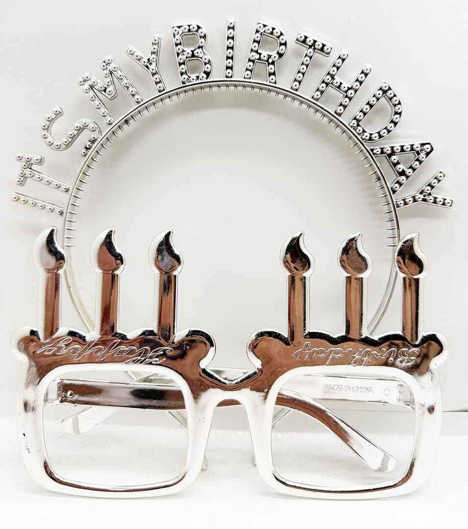 İt&amp;apos;s My Birthday Yazılı Taç ve Mum Şekilli Gözlük Seti Gümüş Renk (5430)