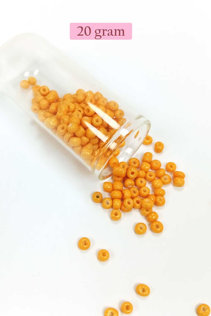 Dökme Cam Kum Boncuk Büyük Boy (6/0) 4 mm - 20 Gram - Açık Turuncu - BNC095