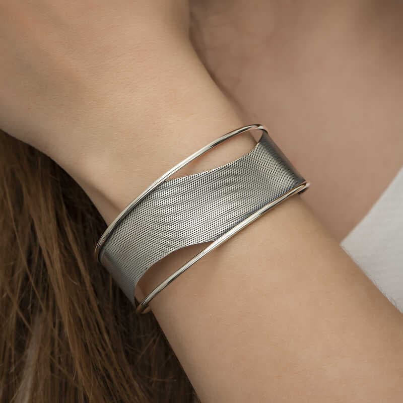 925 Ayar Gümüş Eskitme Desenli Bilezik T6119 (477477)