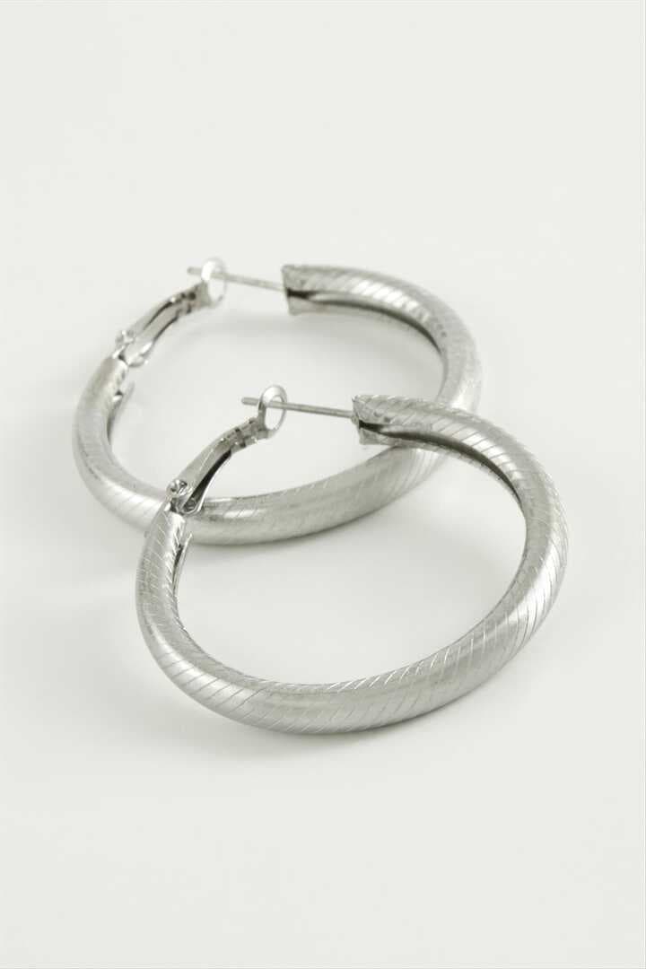 Çizgili Boru Halka Küpe 3,5 cm