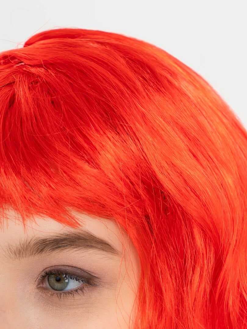 Nessiworld Kırmızı Renk Uzun Dalgalı Parti Peruğu