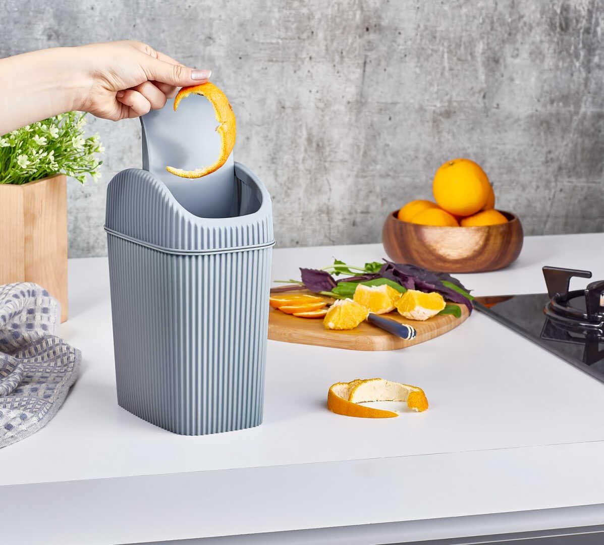 Döner Kapaklı Mini Çöp Kovası 2.5 LT - Krem (477477)