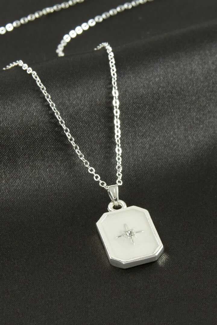 Yıldız Mineli Kolye