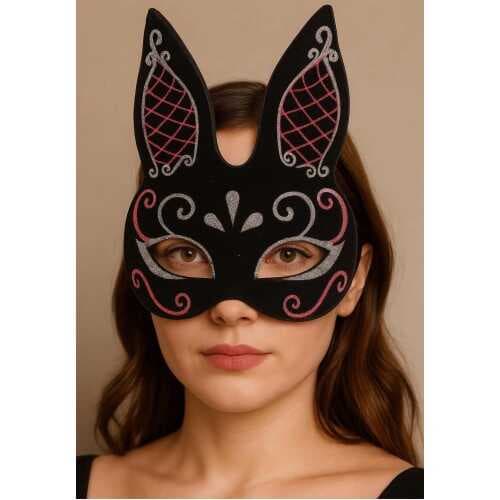 Siyah Renk Kırmızı Beyaz Simli Siyah Süet Kaplama Tavşan Maskesi 18x16 cm