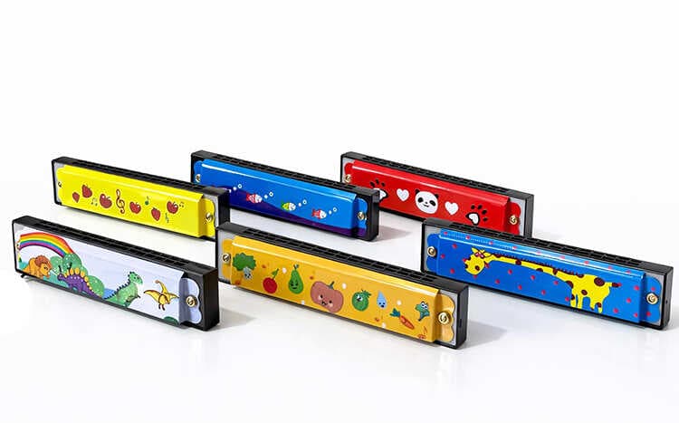 Desenli Metal Mızıka