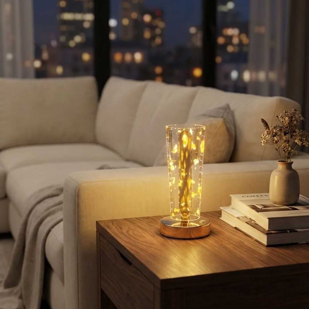 Silindirik Kristal Altın Toz Model LED Masa Lambası – Gold Tabanlı, Dokunmatik, 3 Renk Işık Modlu, Şarjlı Modern Dekoratif Gece Lambası (5430)