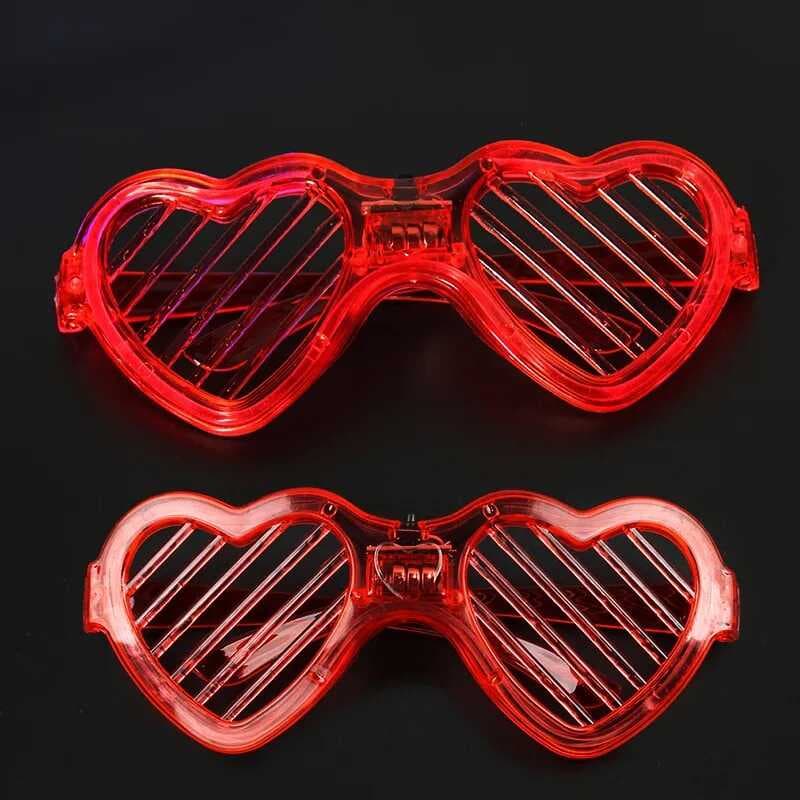 Kırmızı LED Işıklı Kalp Gözlük – 3 Modlu Parti &