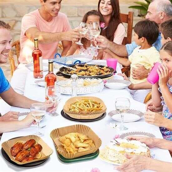 50 Adet Air Fryer Pişirme Kağıdı Tek Kullanımlık Yağ Geçirmez Yapışmaz Kare Tabak Model PVC (4767)