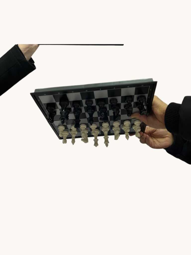 VRD10660 MIKNATISLI KATLANABİLİR SATRANÇ