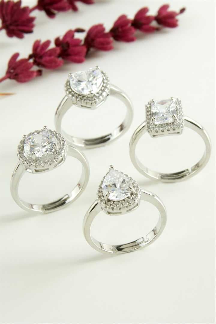 Karışık Lüks Zirkon Taşlı Ciddi İlişki Yüzüğü