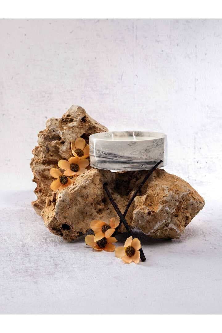 Vanilya ve Limon Kokulu Mum, Dekoratif Beton Saksı Mum, Hediyelik Mum, Kokulu Mum, 300 Gr.