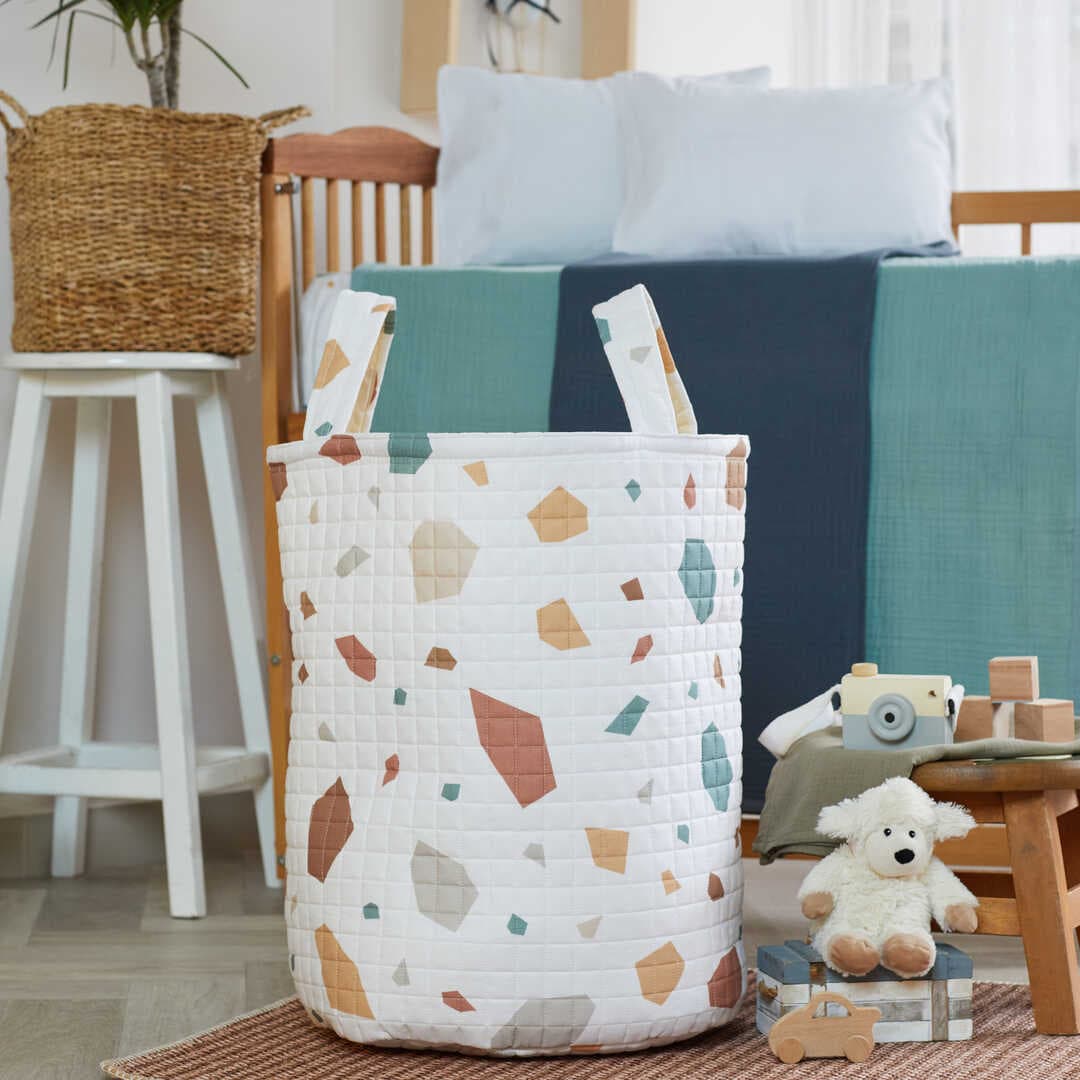 ARBABABY ORGANİK PAMUK BEBEK OYUNCAK VE ÇAMAŞIR SEPETİ - TERRAZZO TEMALI