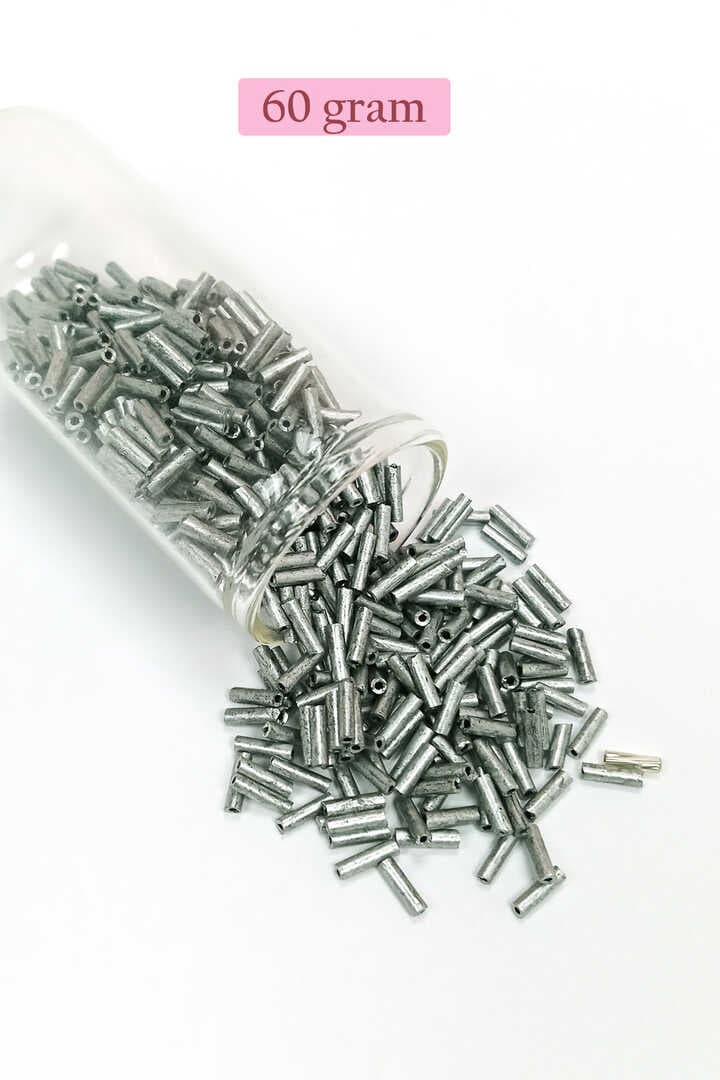 Uzun Boru Kesme Boncuk Çap 2mm Uzunluk 10 mm - 60 Gram - Desenli Gümüş - BNC283