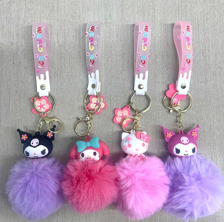 Ponponlu Kuromi Ve Hello Kitty Karışık Anahtarlık