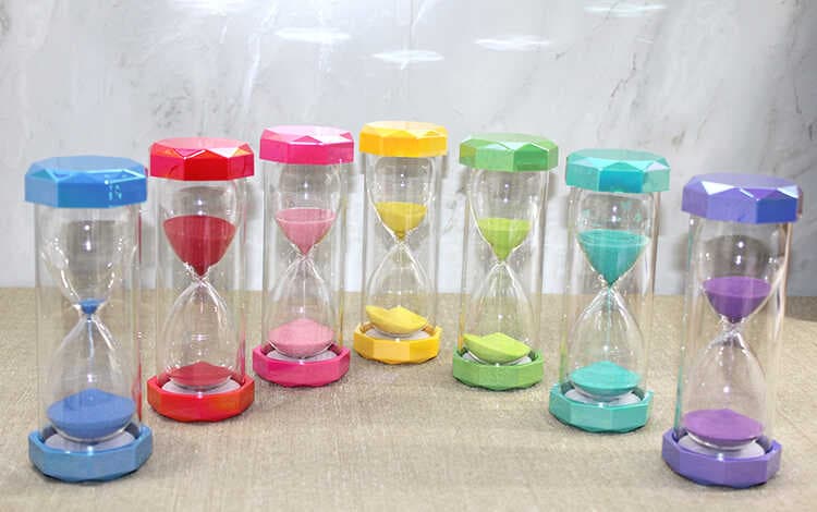 Plastik Çerçeveli Renkli 5 Dk Kum Saati