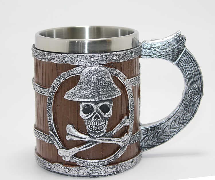 Korsan Temalı Ahşap Görünümlü 3D Kabartmalı Çelik Kupa Bardak