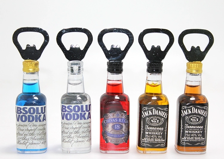 İkonik İçki Şişesi Tasarımlı Magnetli Şişe Açacağı Alk4607