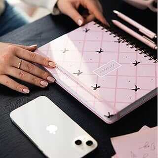 PAPERORA 17x24 Spiralli Lastikli Sert Kapak Düz-Çizgisiz ot Defteri Pembe Siyah Kurdele